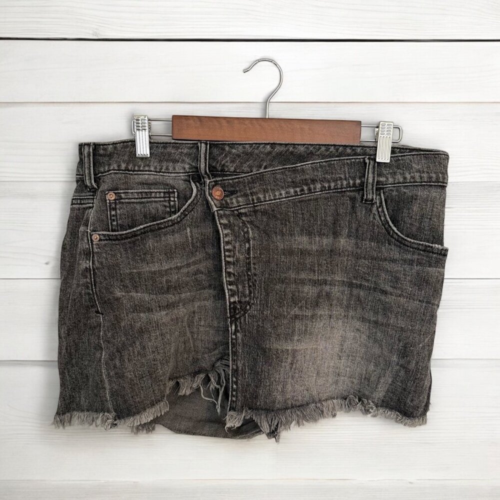 Pilcro Women’s Nood Zelus Black Skort Sz 30 Shorts Asymmetrical Wrap Festival